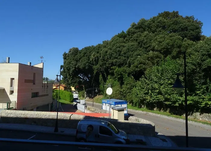 Calle Clemente Hernando Balmori Nº7 Apartamento *